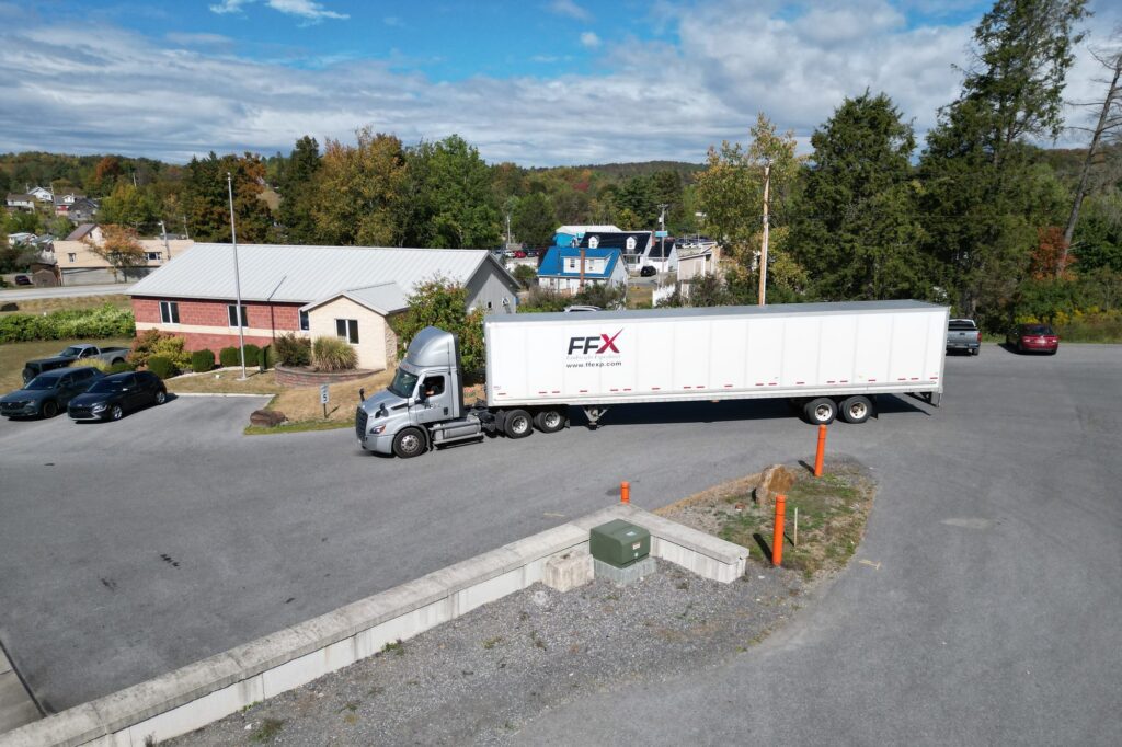 FastFreight Express tractor-trailer at the FFX office in Windber, Pennsylvania